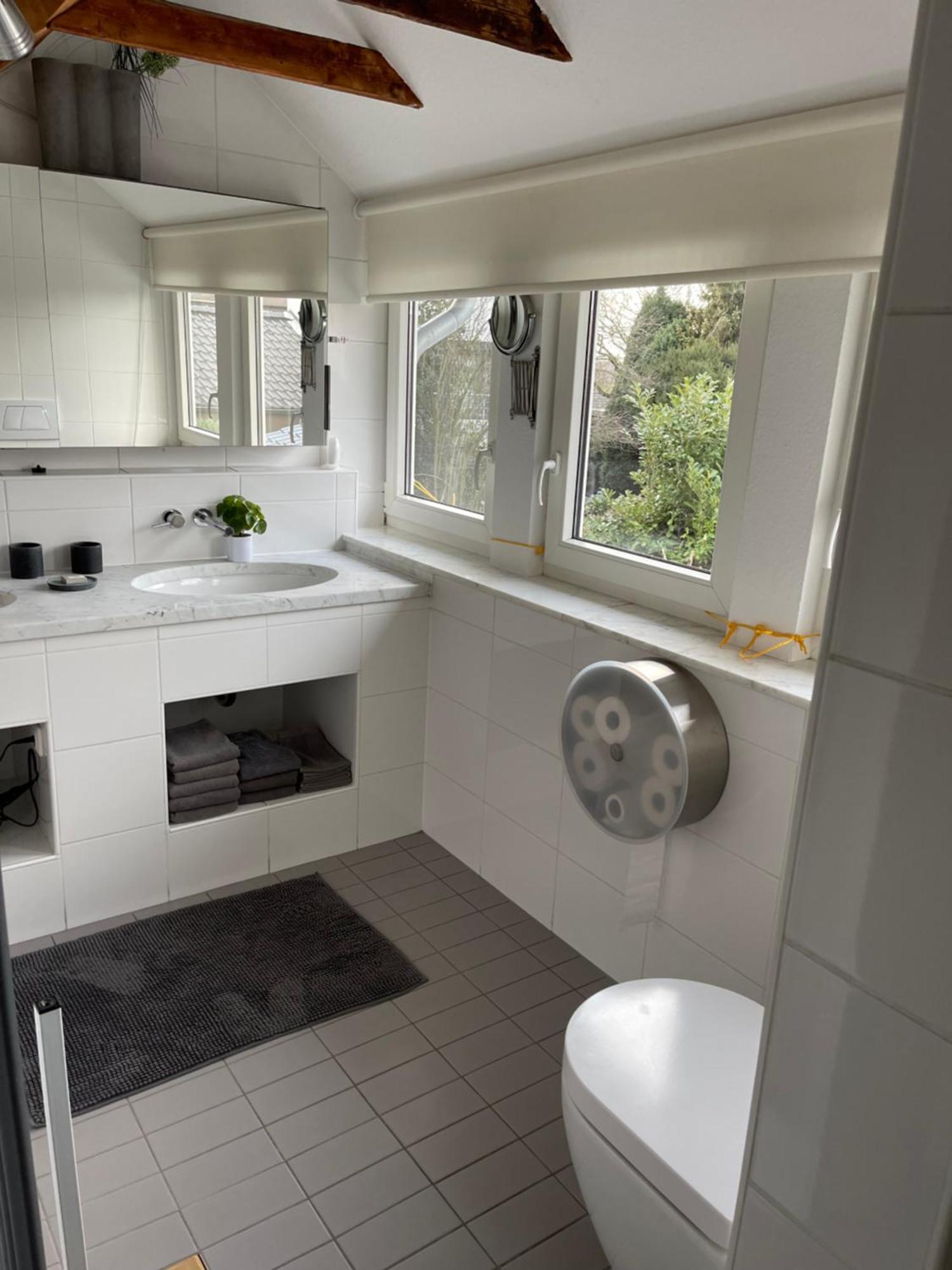 Caros Zimmer Gladbeck Exteriör bild